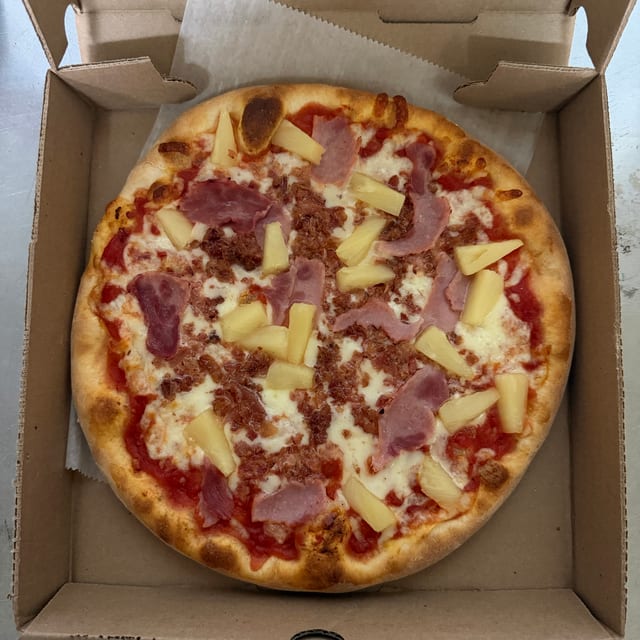 Hawaiian Pizza (Mini 9”).
