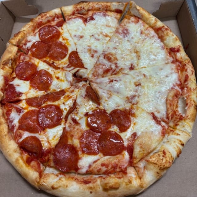 1/2 Pepperoni Pizza (Medium 14”).