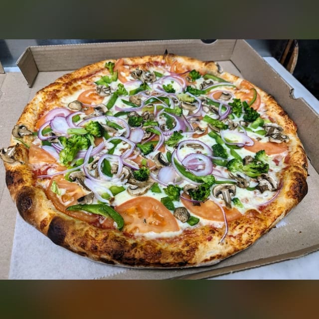Veggie Pizza (Large 16”).