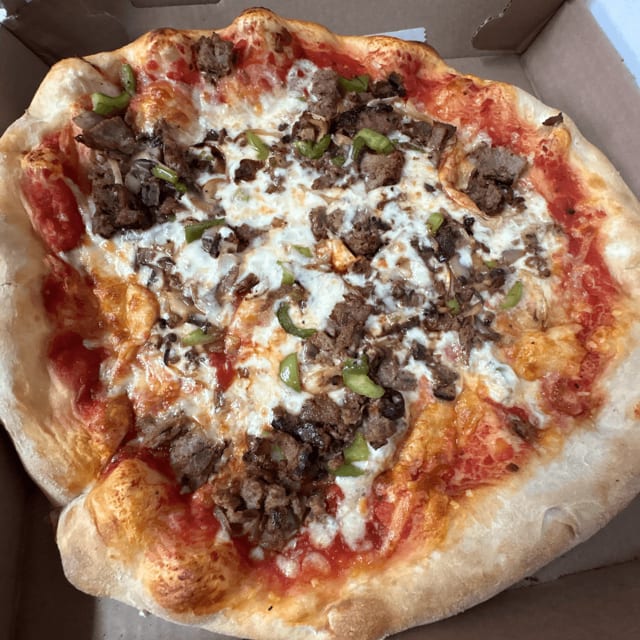 Philly Pizza (Medium 14”).